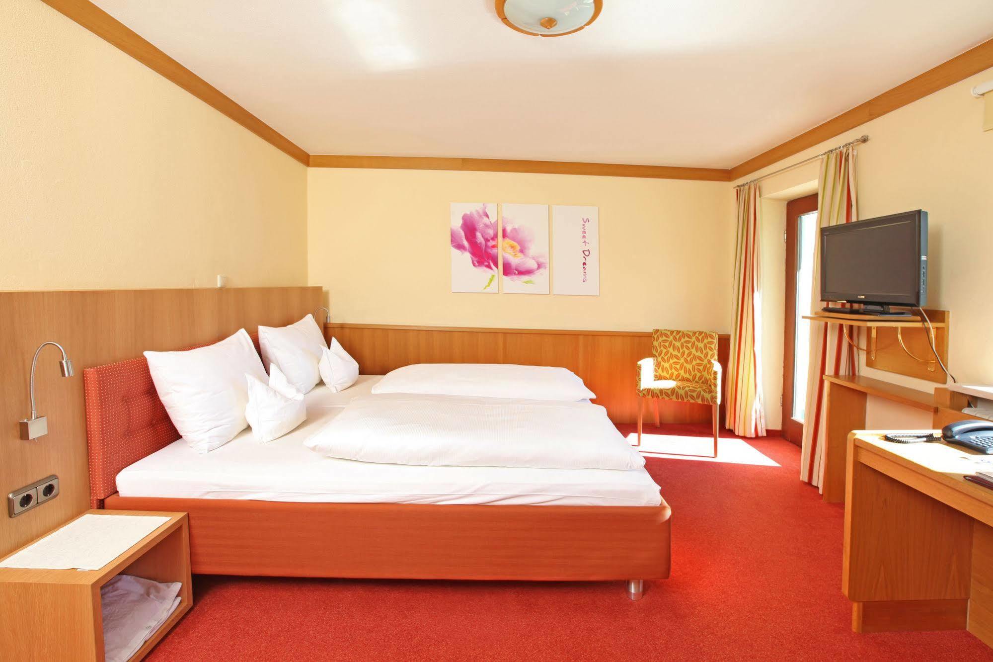 Hotel Garni Gablerhof バートライヘンハル エクステリア 写真