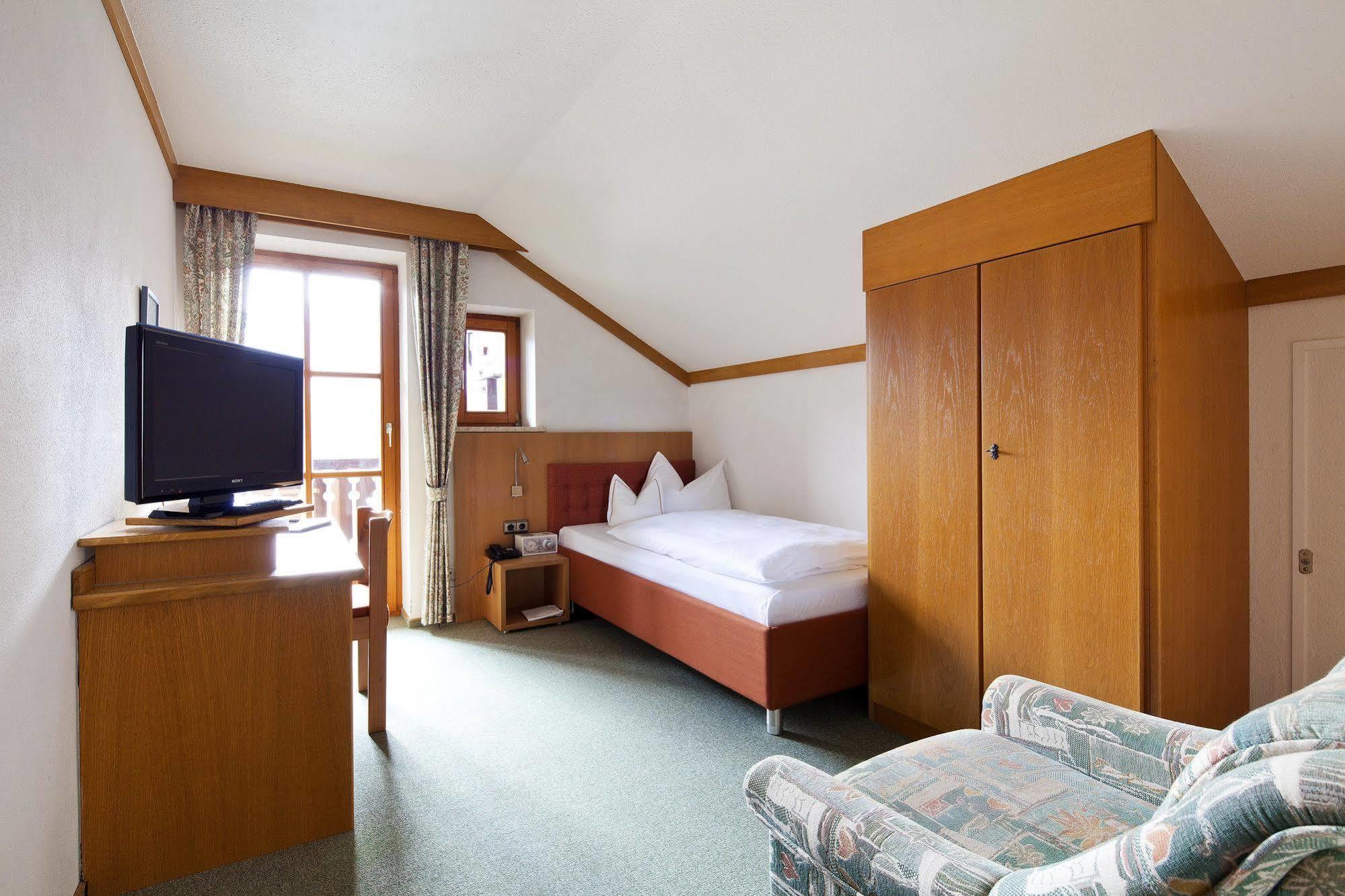 Hotel Garni Gablerhof バートライヘンハル エクステリア 写真